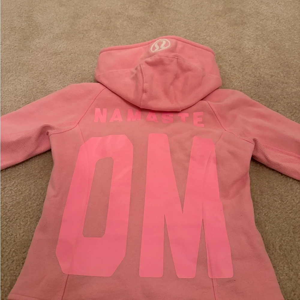 Lululemon Limited Edition Namaste Om Scuba - NWOT - Picture 12 of 12